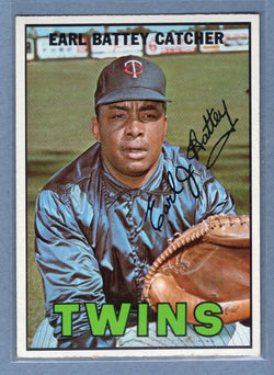 1967 Topps #15 Earl Battey  EX-MT   GO340