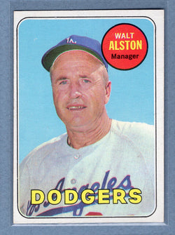 1969 Topps #24 Walt Alston (HOF) EX-MT  GO350