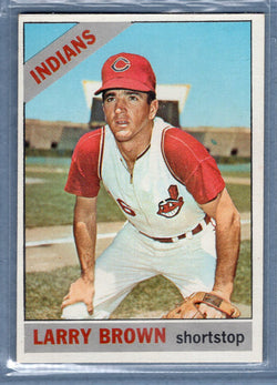 1966 Topps #16 Larry Brown EX  GO300