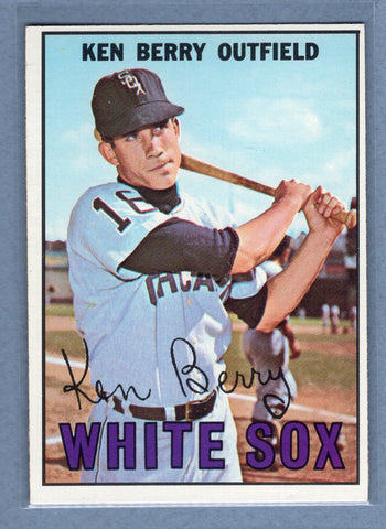 1967 Topps #67 Ken Berry  EX-MT   GO340