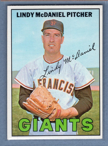 1967 Topps #46 Lindy McDaniel EX-MT  GO360