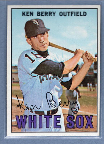 1967 Topps #67 Ken Berry EX-MT   GO440