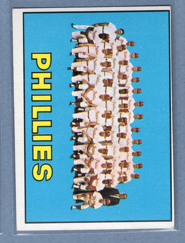 1967 Topps #102 Phillies Team (e) EX-MT   GO223
