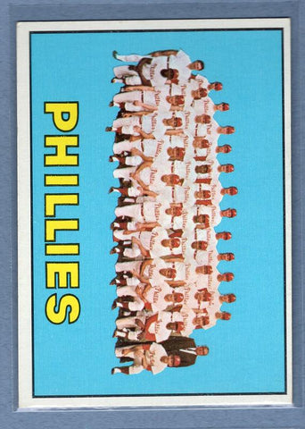 1967 Topps #102 Phillies Team EX-MT  GO410