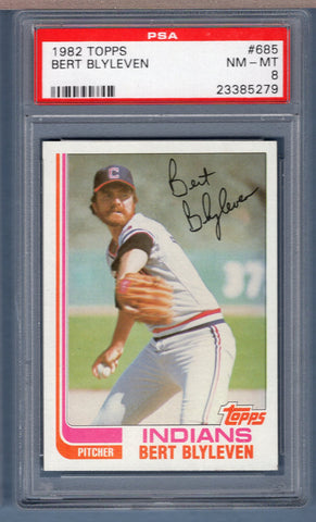 1982 Topps #685 Bert Blyleven PSA 8