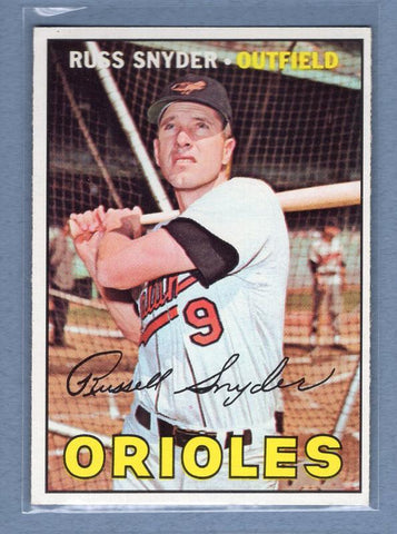 1967 Topps #405 Russ Snyder EX-MT  GO397