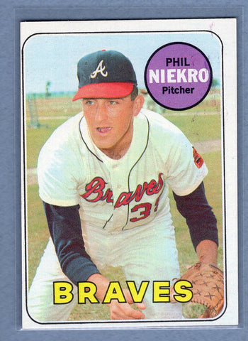 1969 Topps #355 Phil Niekro (HOF) (a) EX-MT  GOWABB