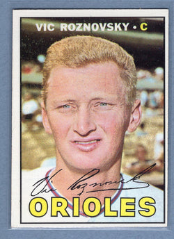 1967 Topps #163 Vic Roznovsky (2) EX-MT  GO390