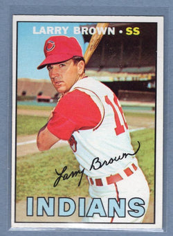 1967 Topps #145 Larry Brown EX-MT  GO410