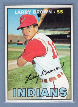 1967 Topps #145 Larry Brown EX-MT  GO360