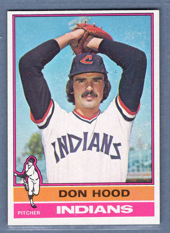 1976 Topps #132 Don Hood  EX-MT  GOSB1