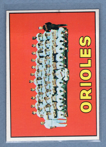1967 Topps #302 Orioles Team  VG   GO223