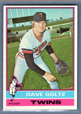 1976 Topps #136 Dave Goltz  EX-MT  GOSB1