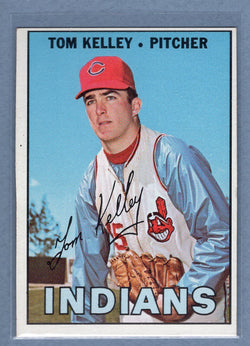 1967 Topps #214 Tom Kelley  EX-MT   GO340