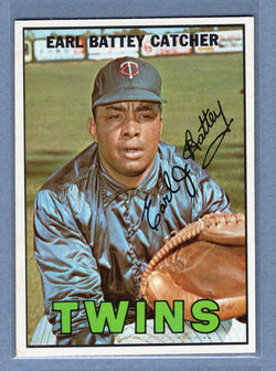 1967 Topps #15 Earl Battey EX-MT  GO368