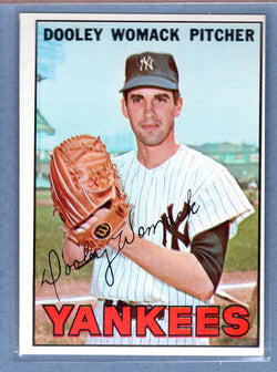 1967 Topps #77 Dooley Womach EX-MT  GO263
