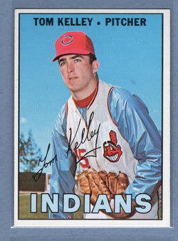 1967 Topps #214 Tom Kelley EX-MT   GO440