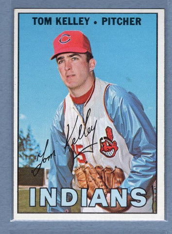 1967 Topps #214 Tom Kelley EX-MT   GO440