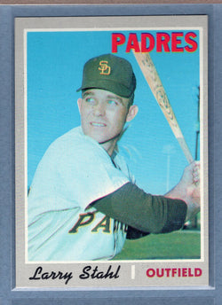 1970 Topps #494 Larry Stahl   EX-MT  GO750