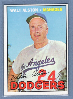 1967 Topps #294 Walter Alston Manager (HOF)  EX-MT   GO340