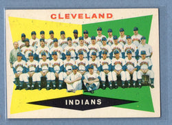 1960 Topps #174 Indians Team EX-MT  GO244