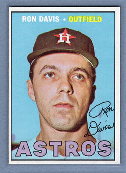 1967 Topps #298 Ron Davis EX-MT  GO390