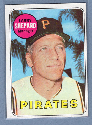 1969 Topps #384 Larry Shepard (c) EX-MT  GOWABB
