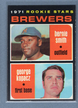 1971 Topps #204 Brewers Rookies (George Kopacz/Bernie Smith)  (c) EX-MT  GO775