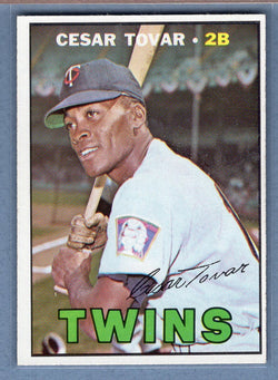 1967 Topps #317 Cesar Tovar EX-MT  GO390