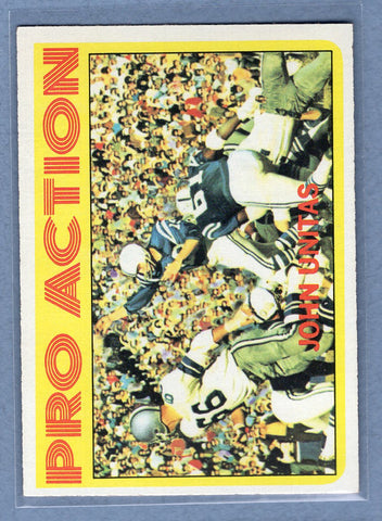1972 Topps #251 Johnny Unitas (HOF) In Action EX-MT  GO326