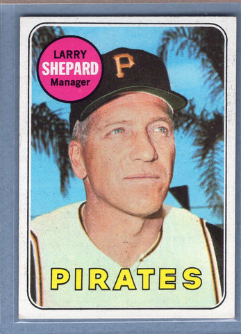 1969 Topps #384 Larry Shepard (a) EX-MT  GO265