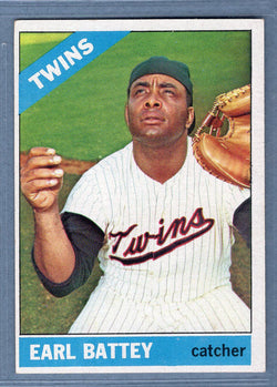 1966 Topps #240 Earl Battey VG-EX  GO368