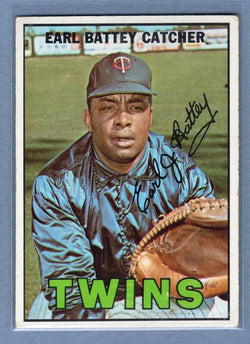 1967 Topps #15 Earl Battey EX  GO446
