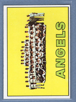 1967 Topps #327 Angels Team EX-MT  GO460