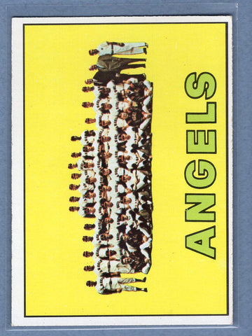 1967 Topps #327 Angels Team EX-MT  GO460