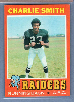 1971 Topps #21 Charlie Smith EX-MT    GO129