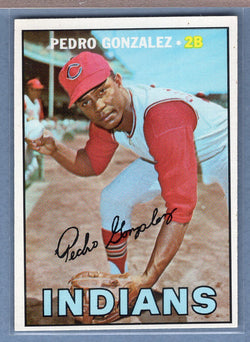 1967 Topps #424 Pedro Gonzalez EX-MT  GO360