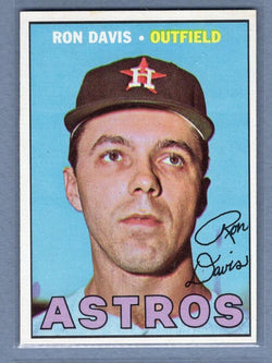1967 Topps #298 Ron Davis EX-MT Set Break GO428