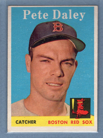 1958 Topps #73 Pete Daley (st) (h) VG  GO501