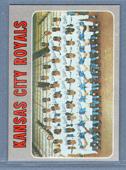 1970 Topps #422 Kansas City Royals Team  EX-MT  SB1