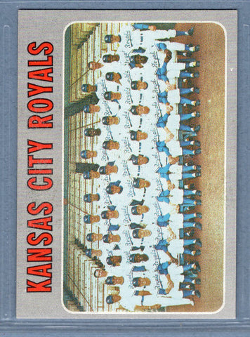 1970 Topps #422 Kansas City Royals Team  EX-MT  SB1