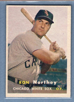 1957 Topps #31 Ron Northey(a) EX-MT  GO188