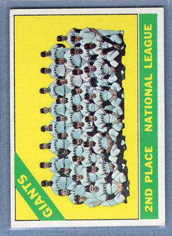 1966 Topps #19 Giants Team EX  GO152