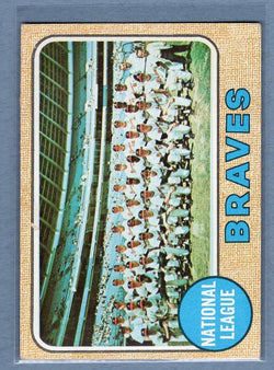 1968 Topps #221 Braves Team EX-MT  GO534