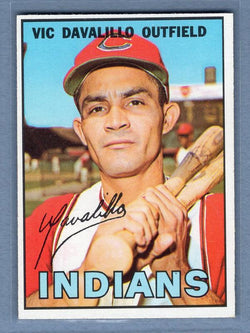 1967 Topps #69 Vic Davalillo EX-MT  GO100