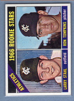 1966 Topps #107 Athletics Rookies EX  GO301