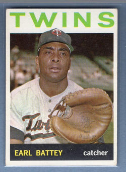 1964 Topps #90 Earl Battey EX   GO220