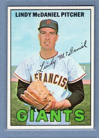 1967 Topps #46 Lindy McDaniel EX-MT  GO225