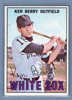 1967 Topps #67 Ken Berry EX  GO225