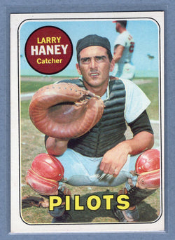 1969 Topps #209 Larry Haney (a) EX-MT  GOWAYY
